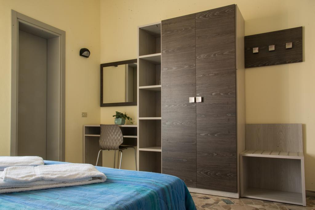 Hotel Mirage Bellaria-Igea Marina Bagian luar foto